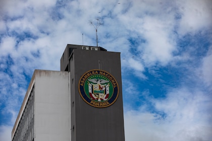Espacio Cívico alerta sobre la ausencia de datos en la planilla de los diputados