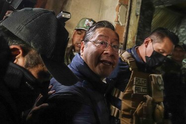 El expresidente Luis Arce ingresa a una prisión en La Paz por un caso de presunta corrupción