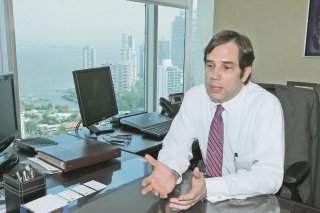 'Hay que cambiar la gestión del Estado'