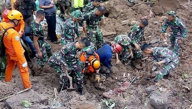 Al menos 59 muertos en Indonesia por inundaciones y deslizamientos