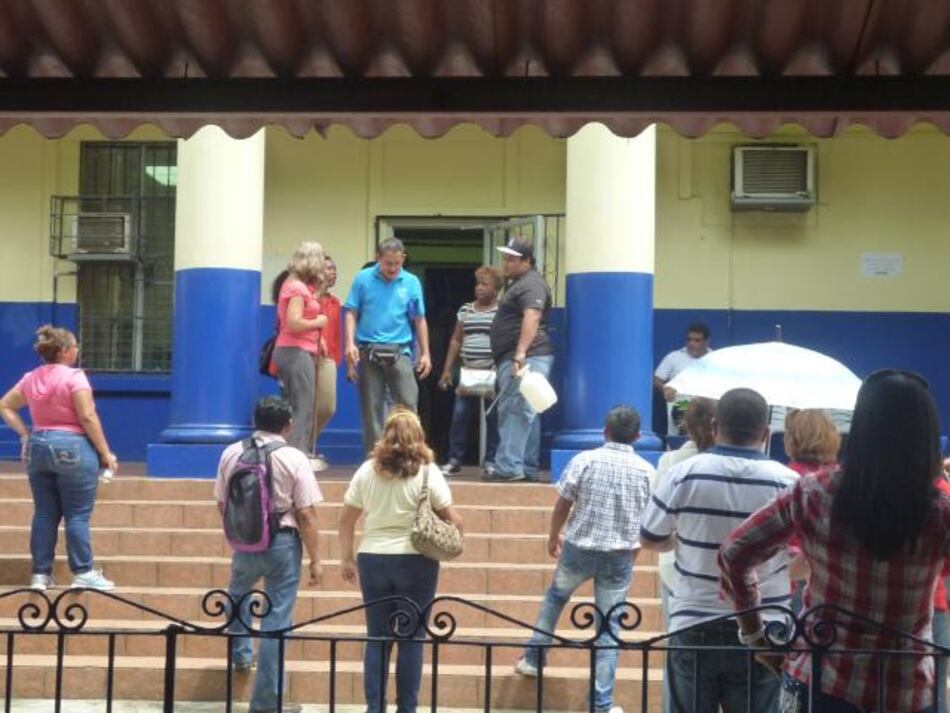 Meduca repudia acción de docentes que rociaron insecticida