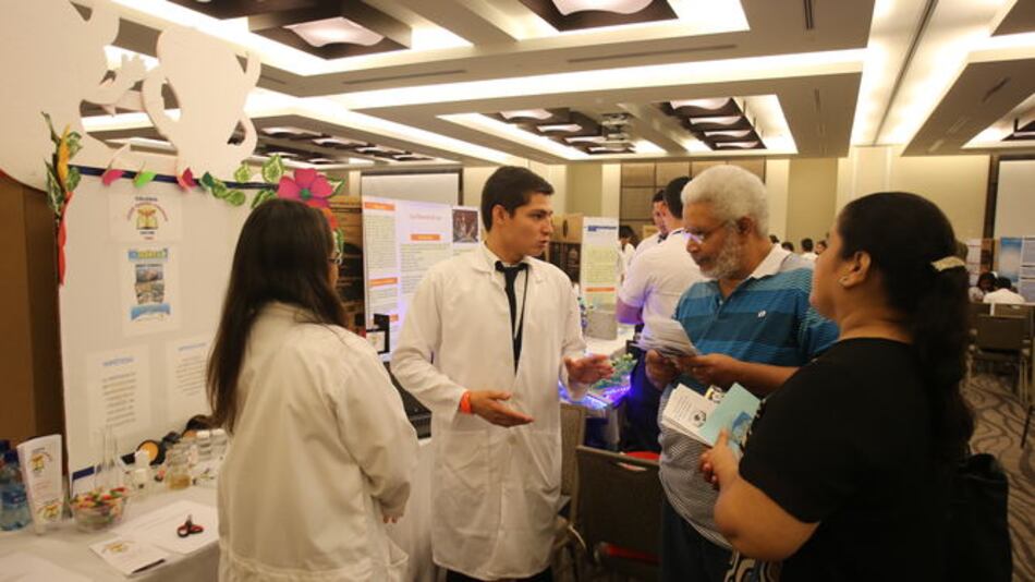 Estudiantes panameños participan en feria científica del ingenio juvenil