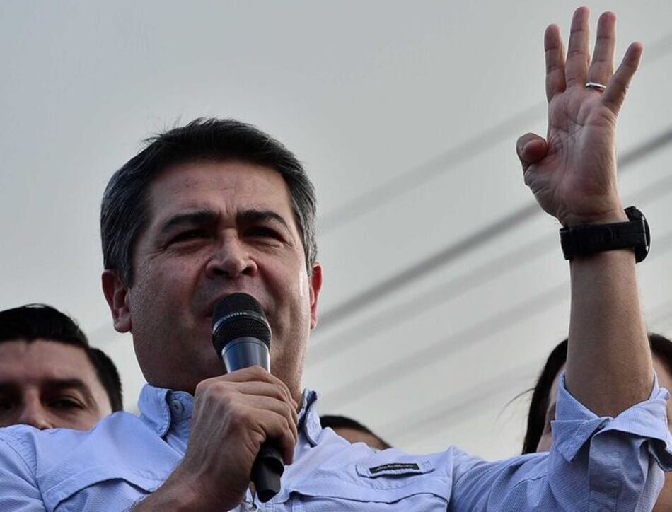 Expolicía corrupto asegura que trabajaba para el hermano del presidente de Honduras