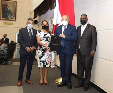 Asamblea Nacional aprueba en tercer debate el proyecto de ley que permite la reelección de la rectora de la Unachi