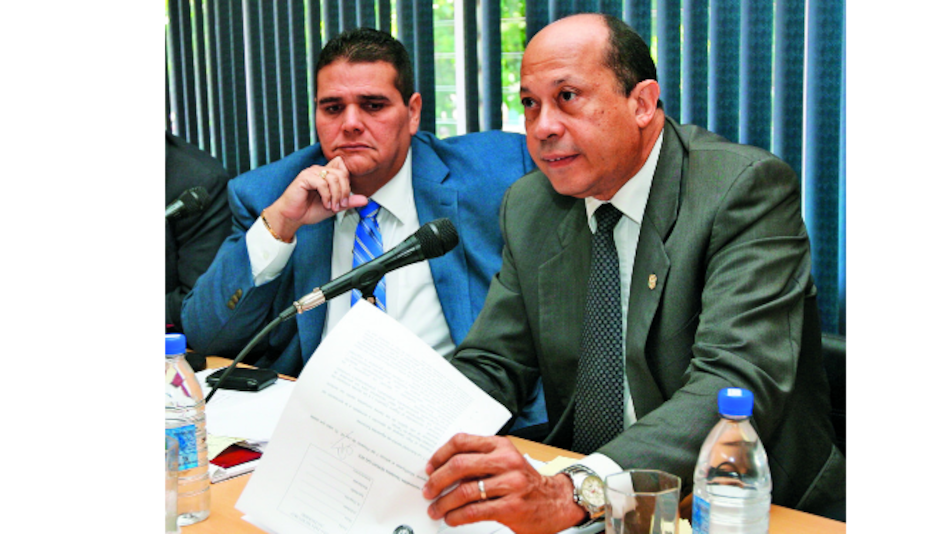 Aprueban proyecto que regularía clasificados