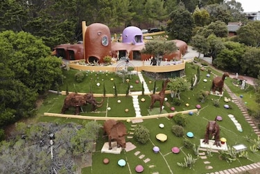 Polémica por casa de los Picapiedra en California