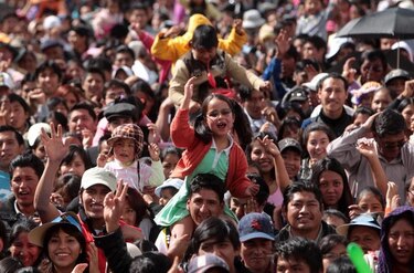 Cientos de bolivianos homenajearon a Chespirito