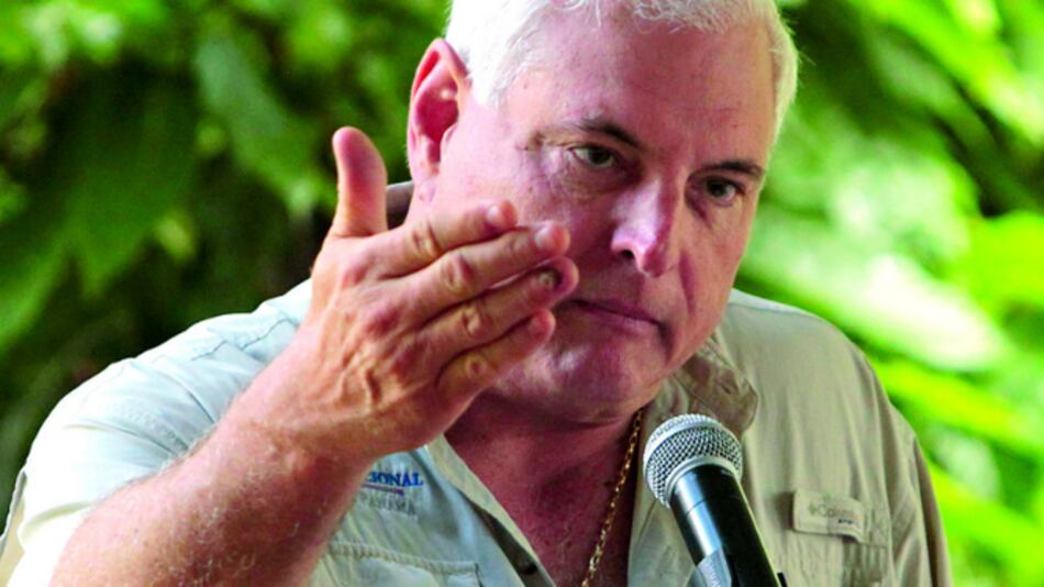 Miami: Martinelli intenta ahora que la juez postergue su fallo sobre el 'habeas corpus'