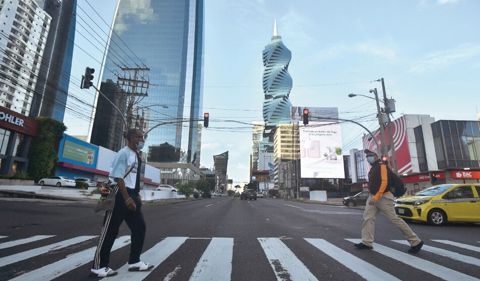 $7,462 millones más de deuda en un año