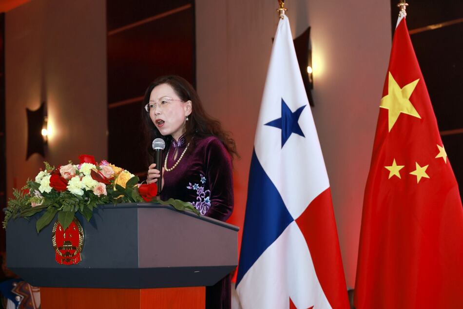 ‘¿Quién pregona sin cesar ‘recuperar el Canal’?‘: embajadora china cuestiona política exterior de EUA