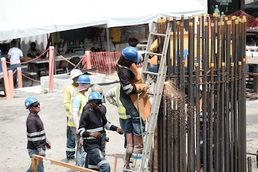 Inhabilitarán dos bahías de la zona paga en el centro comercial La Doña
