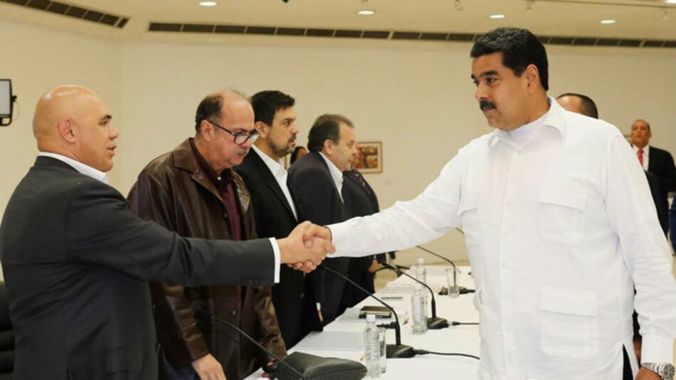 Gobierno y algunos opositores venezolanos volverán a reunirse el 11 de noviembre; Martín Torrijos entre los mediadores