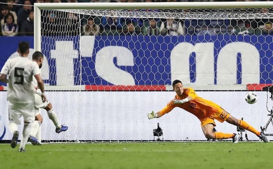 Rincón, desde el punto penal, da empate 1-1 a Venezuela ante Japón