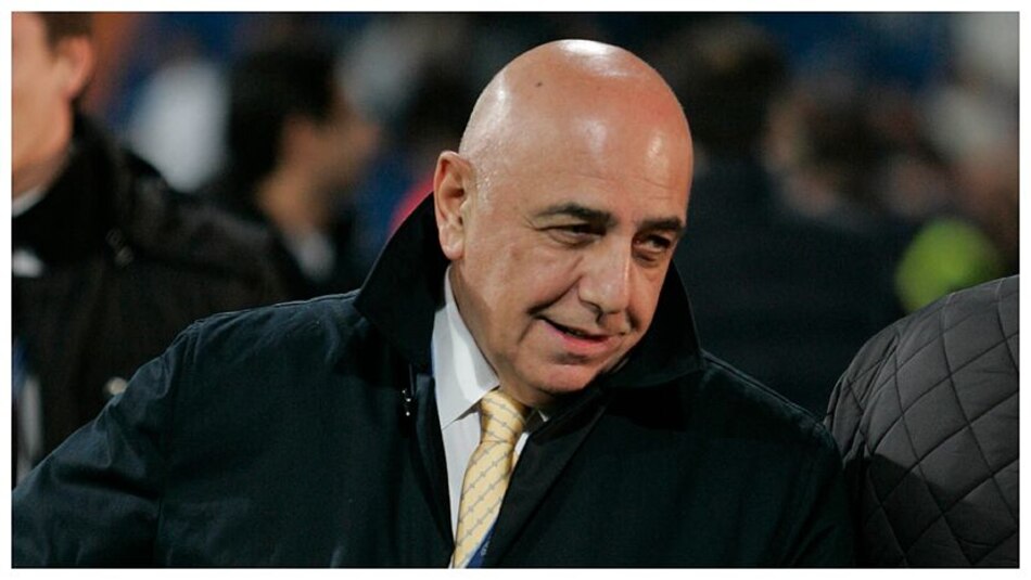 El escaño en el Senado del difunto Silvio Berlusconi será ocupado por su amigo Adriano Galliani
