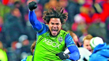 Eligen a panameño Román Torres entre los latinos del año