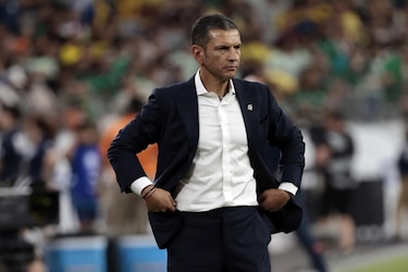 Lozano dice que a México le faltó contundencia y que su continuidad no depende de él