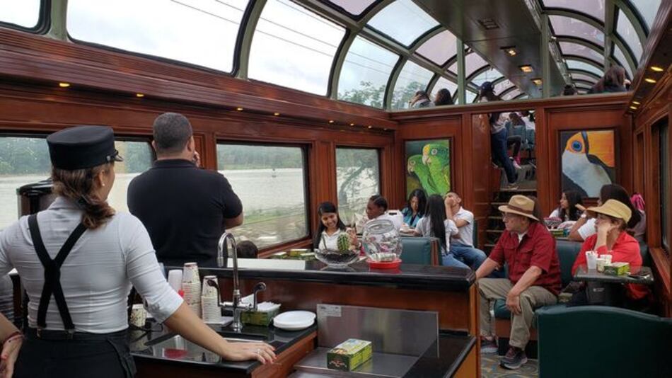 El Ferrocarril Transístmico, locomotora del turismo