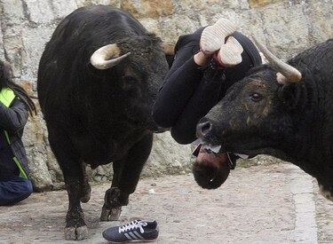 El Carnaval inunda España con el humor, el ingenio y la ironía