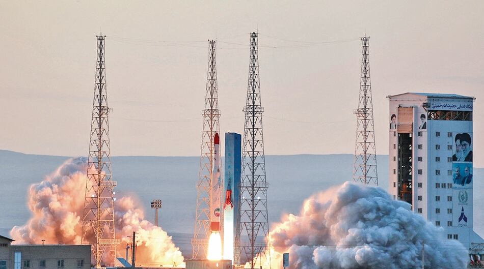 China defiende política de armas atómicas