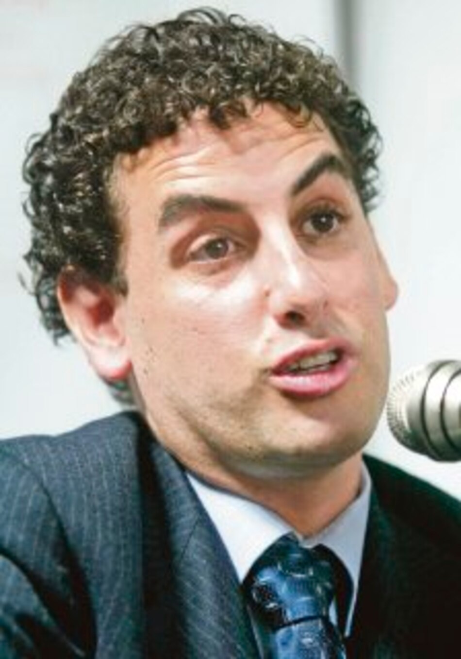 Nace hija de tenor peruano Juan Diego Flórez