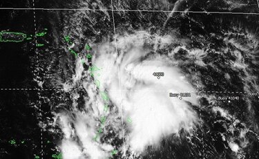 Huracán ‘Matthew’ se fortalece y alcanza categoría 2 en el Caribe