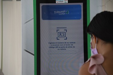 Precandidatos por libre postulación consiguen al menos 122 mil firmas en dos semanas