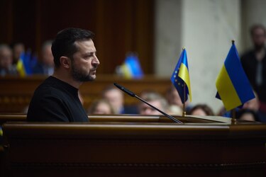 Varios países, entre ellos Estados Unidos y España, cierran sus Embajadas en Kiev ante la amenaza de un ataque ruso