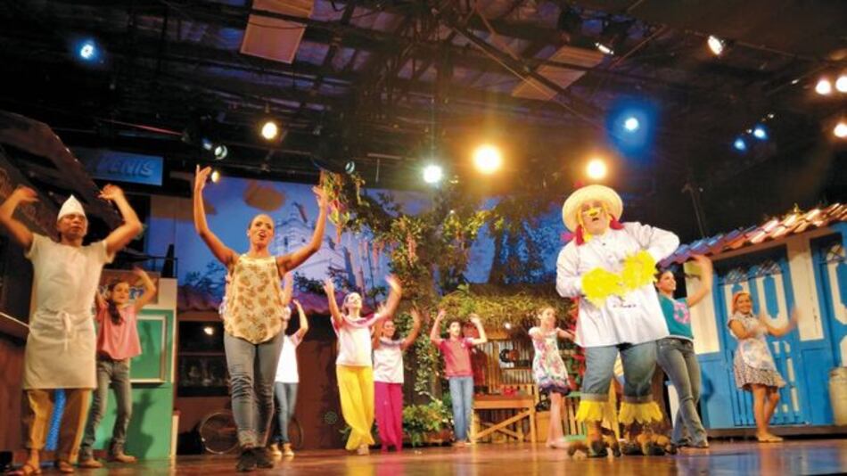 Sobre el amor hacia la patria y el respeto a lo nacional