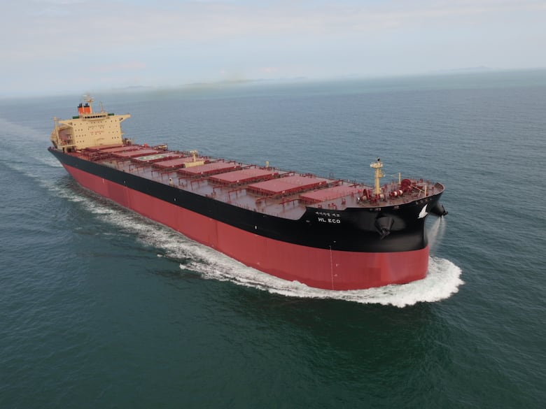 Panamá líder en el sector de buques de carga a granel