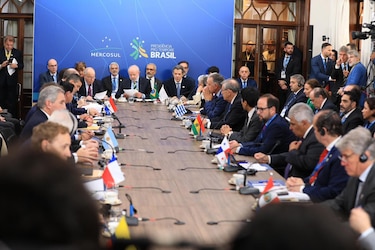 Latinoamérica ajusta su comercio y amplía acuerdos a un año de los aranceles de Trump