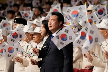 Presidente de Corea del Sur tacha de “anacrónicas” las últimas acciones de Pionyang en aniversario de la guerra
