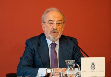 Director de la Real Academia Española visita Panamá