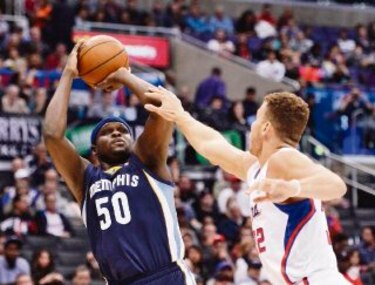 Grizzlies sacan las garras para acabar a los Clippers