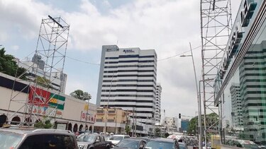 Almuerzo discreto y visita al control de mando del PRD