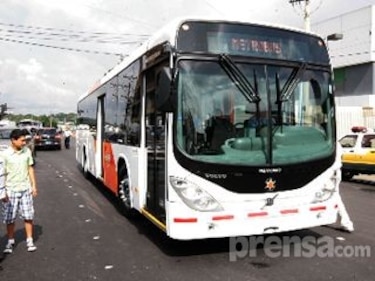 Usuarios critican petición de conductores sobre un aumento salarial
