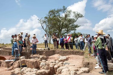 Arqueólogos encuentran una tumba de 3,000 años de uno de los primeros sacerdotes de Perú