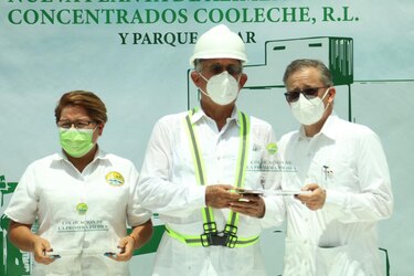 Colocan primera piedra de futura sede de planta de alimentos y concentrados que costará 10 millones de dólares
