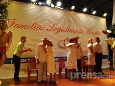 Ministerio de la Presidencia apoya bodas civiles en Veraguas