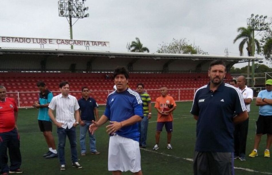 'Bam Bam' Zamorano y Vincent Candelá dictan curso en Panamá