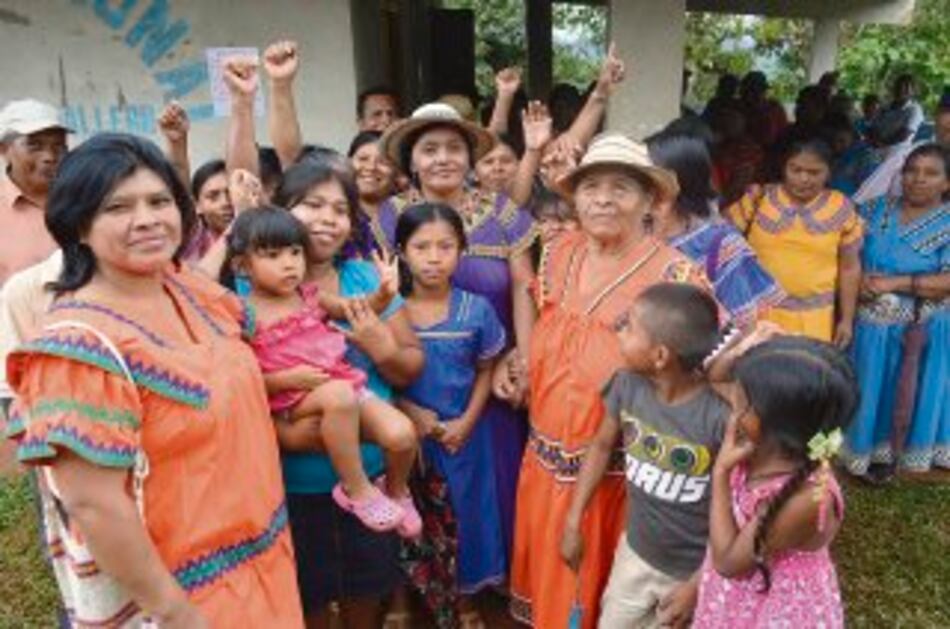 Espaldarazo a la cacica Silvia Carrera