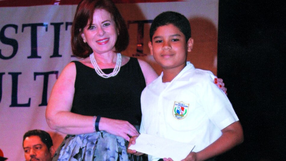 Beca Galindo, Arias & López en IC