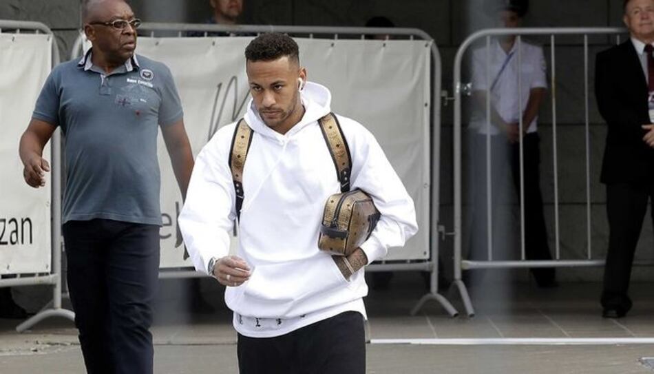 PSG: Neymar regresa a Brasil para continuar rehabilitación
