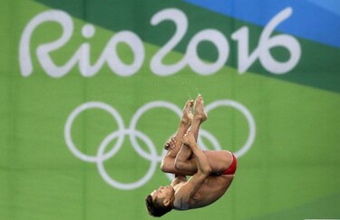 Mexicano Sánchez, plata en clavados desde plataforma a 10 metros