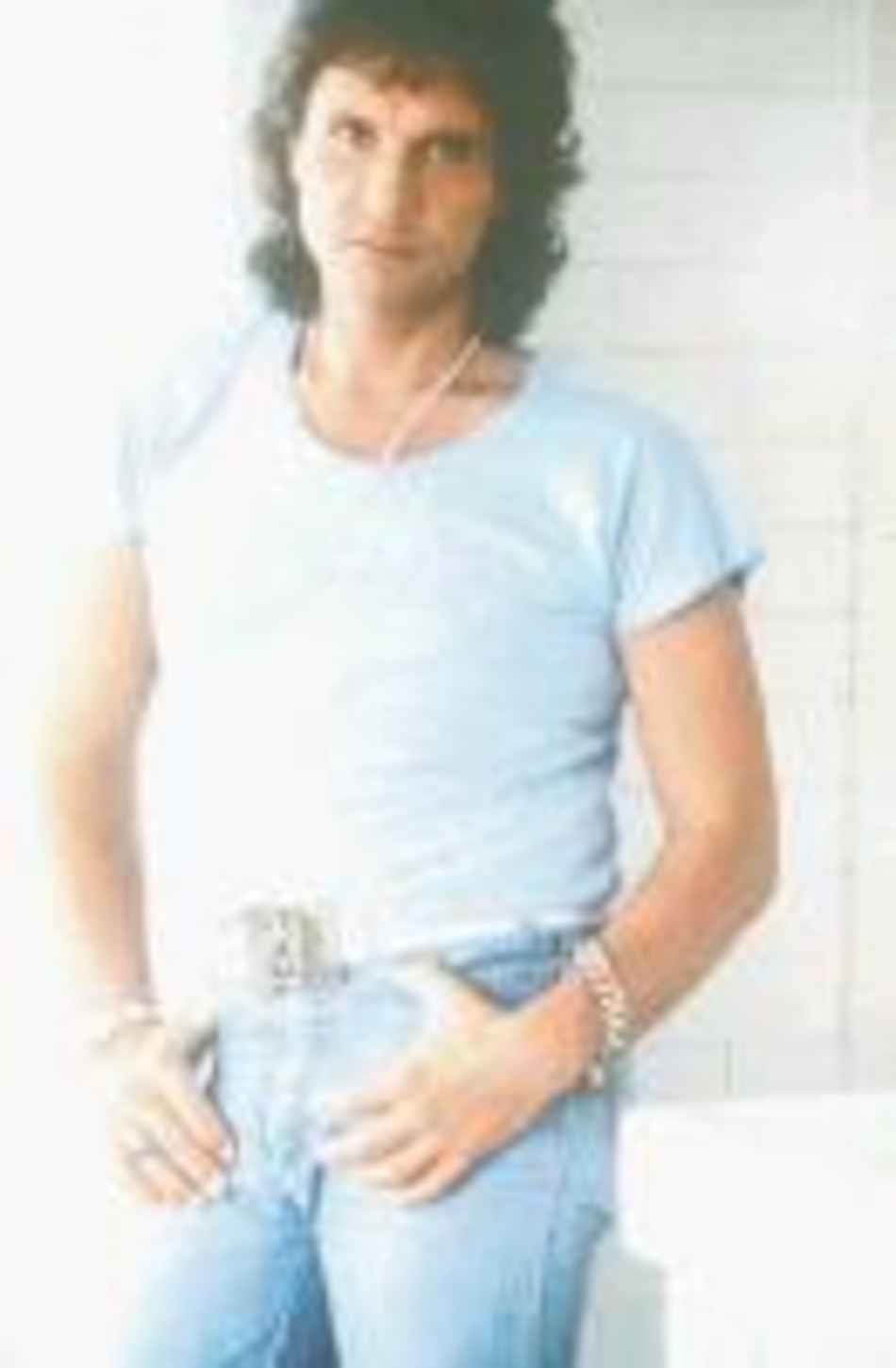 Roberto Carlos critica la religión con un rap