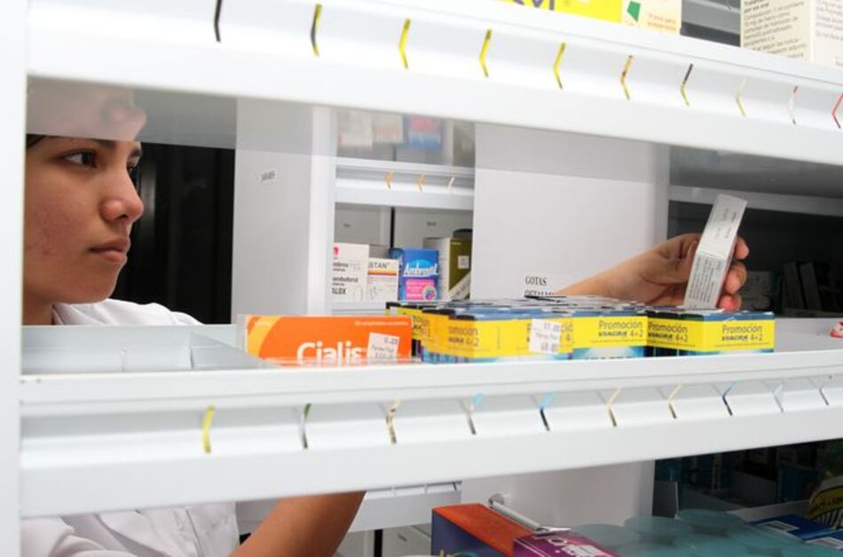 Escasez de medicamentos por burocracia en el Minsa