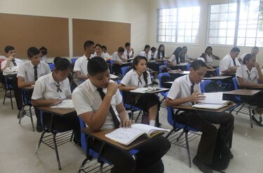 Clases en 2016 comenzarán después de Carnaval: Ministerio de Educación