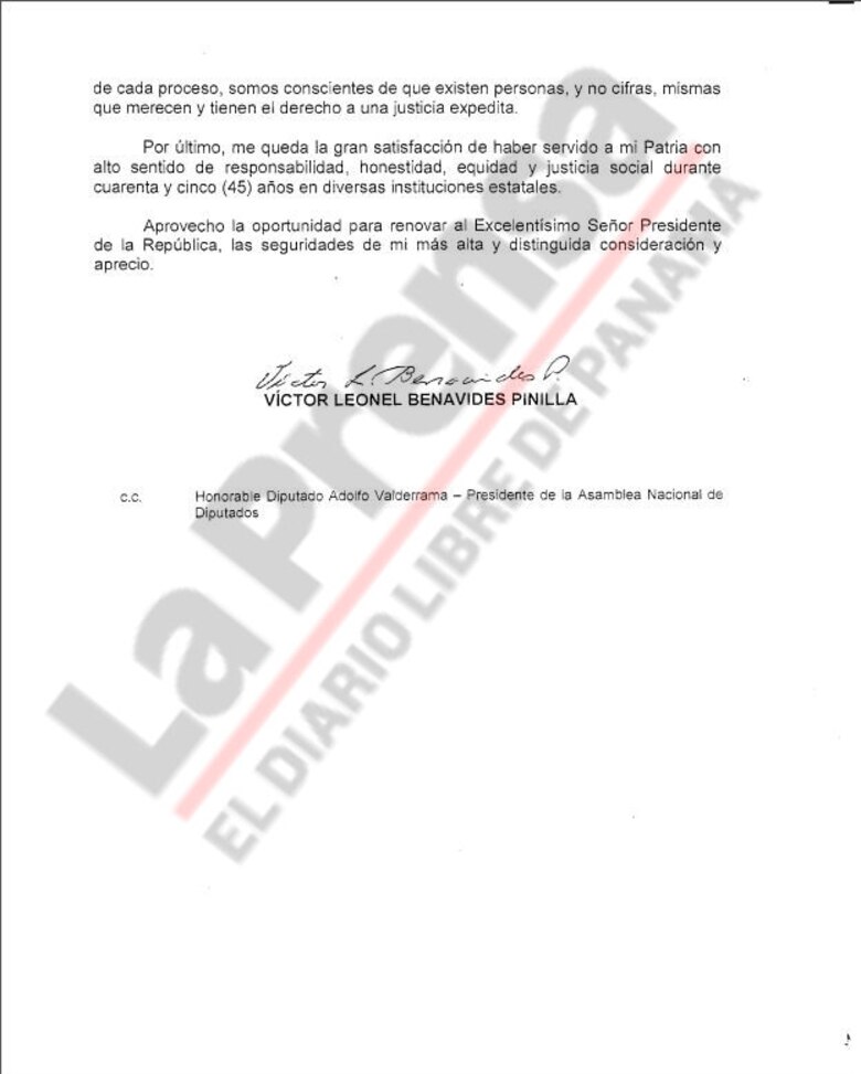 Víctor Benavides renuncia a la Corte Suprema de Justicia