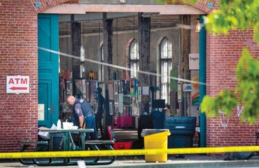 Al menos 20 heridos y un sospechoso muerto en tiroteo durante festival en EU