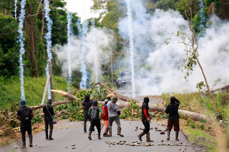 Bocas del Toro sin internet ni telefonía: ¿derechos humanos vs orden constitucional?