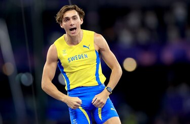 El sueco Armand Duplantis bate el récord del mundo de pértiga con 6.25